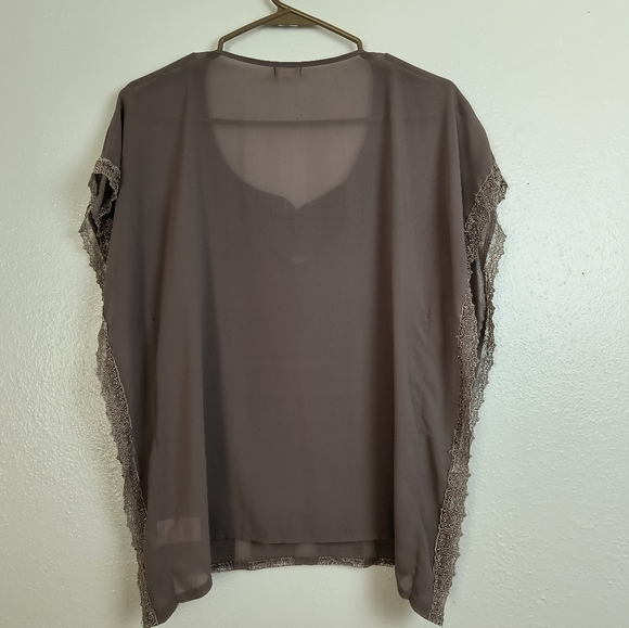 Bundle of 3 Tops Women's Tops Bundle Of 3 Size Small S - Picture 5 of 9